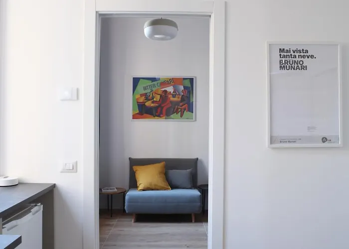 Modern Apartment Close To Metro