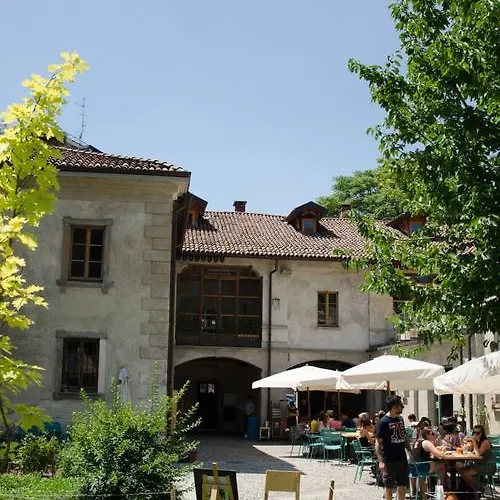 Pomponazzi Apartment