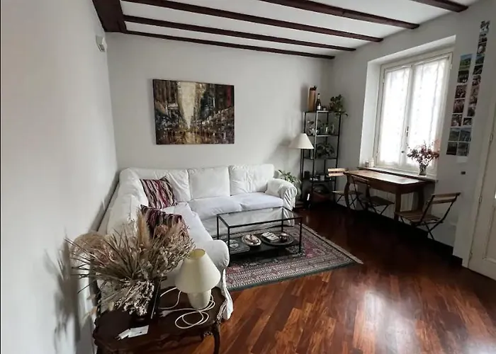 Cozy One Bedroom Apartment In Milano, Brera