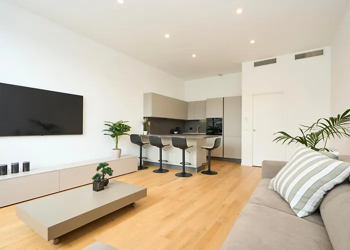 Luxury Design Suite - 20 Minutes From Duomo-Navigli