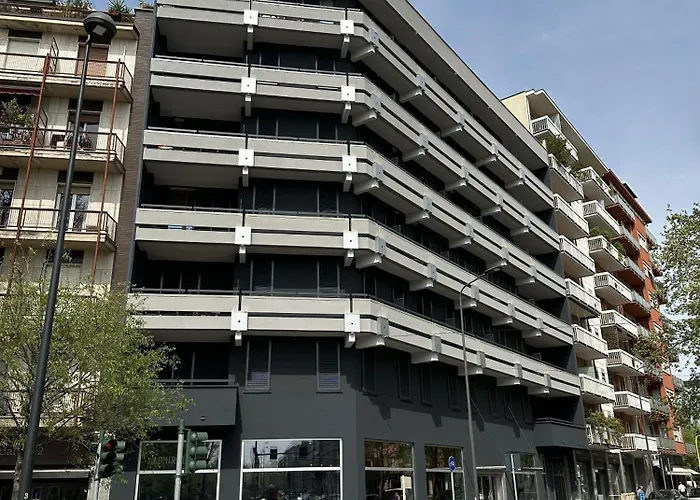 Admiral Hotel