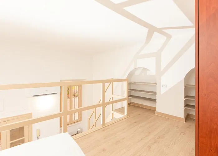 Cream Little Apartment - M1 - City Center