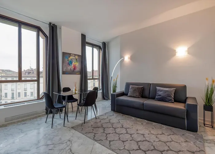 Milan Royal Suites - Duomo Santo Stefano