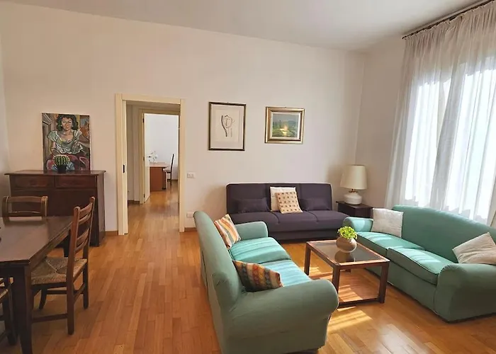 Corso Genova Apartment Urban Living In Milan