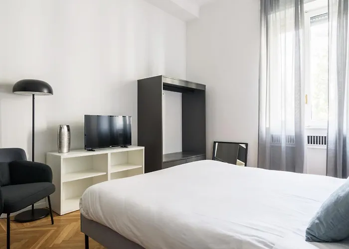 Luxury 4 Bedrooms Apartments Close To Duomo