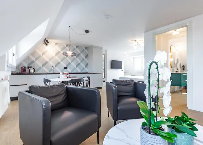 15 Min From Duomo & Brera