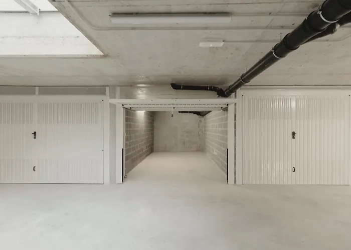Gohost - Modern And Bright Apartments With Terrace And Balcony