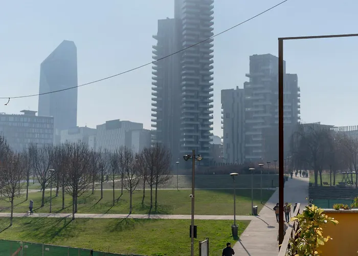 Luxury Apartment In Isola - De Castillia 20