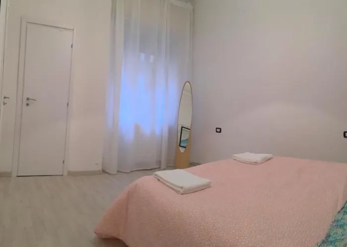 Very Modern And Nice Apartments In Milan Close To The Red Metro
