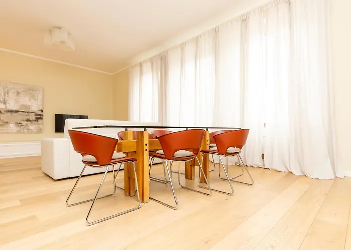 Exclusive Suite In Central Station - Duomo 5 In Minutes