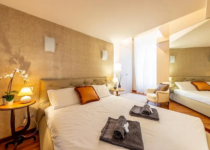 Luxury, Modern & Charming Apt Near Central Station
