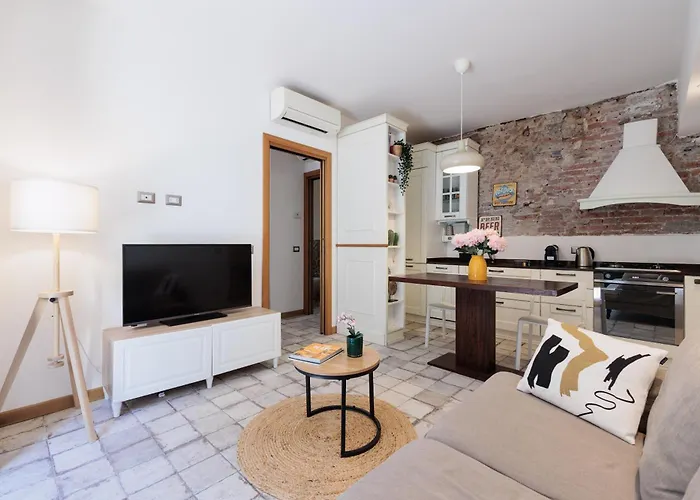 Urban House - Darsena Home Navigli Milan Center