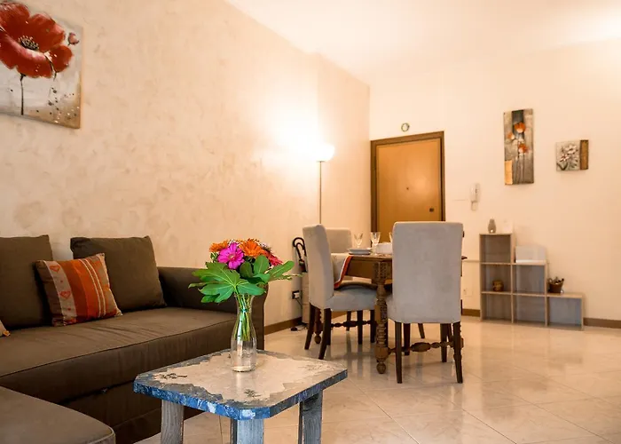 Lorenteggio Balcony Flat