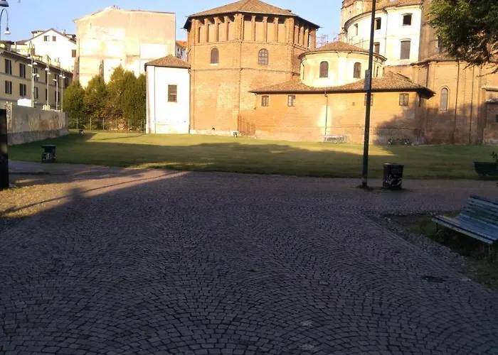 Casa Della Vetra