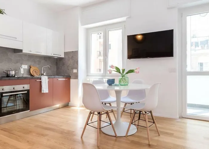 Joivy Bright Apartment For 4 Next To City Life