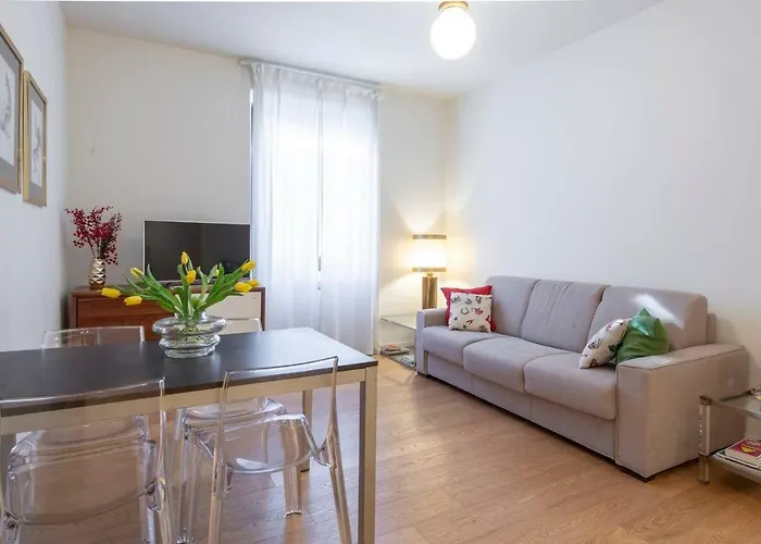 Joivy 1Br Apt In Isola With Stunning View To Bosco Verticale