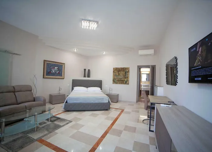 Imhome - Cadorna House