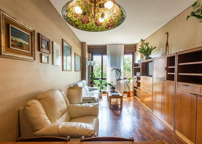 Jacuzzi Apartment, Lambrate
