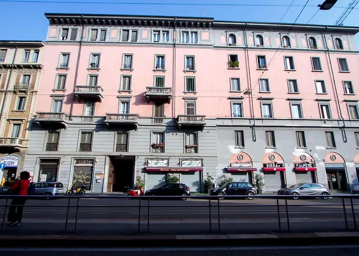 Luxury And Spacious Apartment