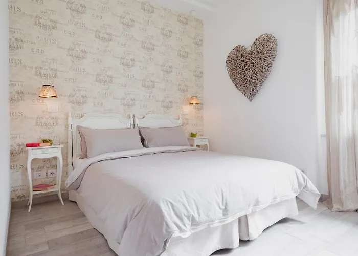 Charming Apartment On The Darsena Navigli - Pulizia Eccezionale