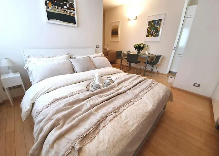 Corso Vercelli Apartment