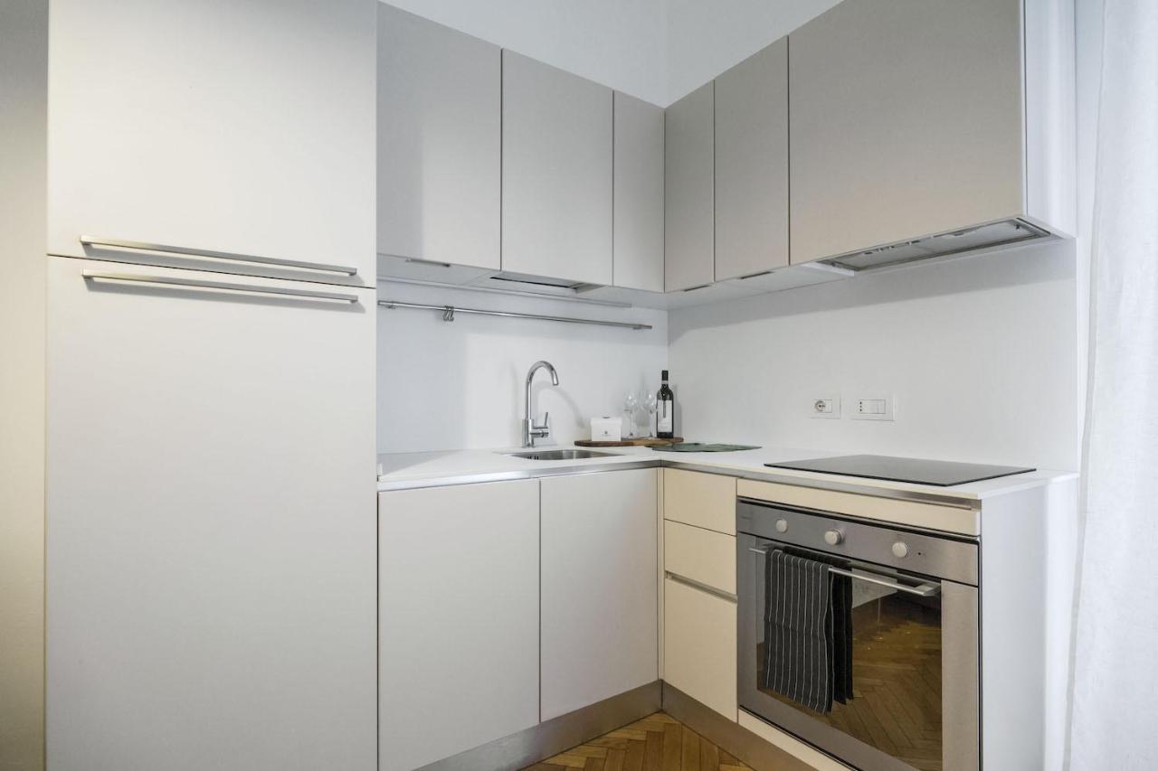 Contempora - Bilocale Silenzioso Con Balcone - Duomo - B22
