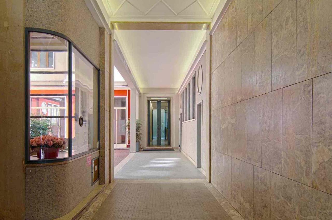Contempora - Cavallotti 13 - B14 Milão