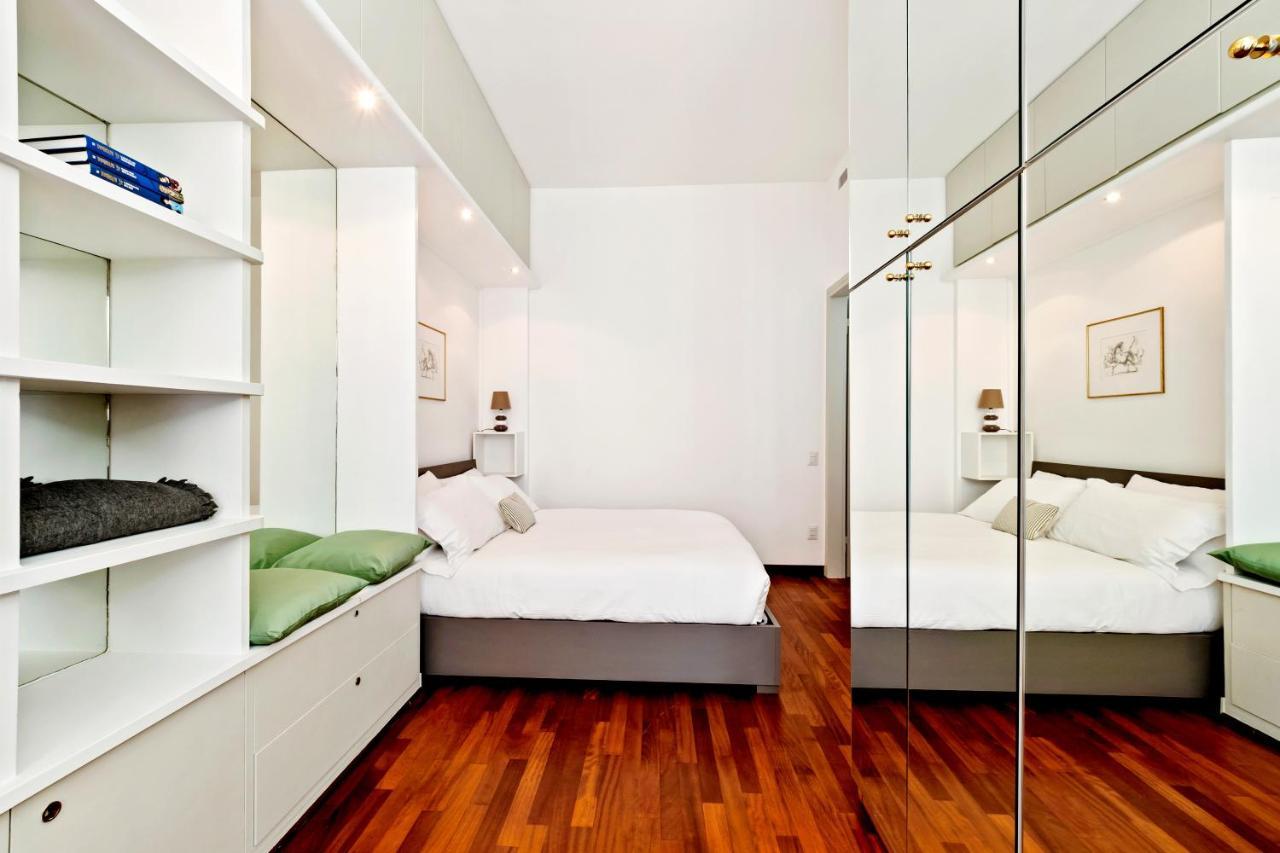 Rentopolis Piazza San Marco 1 Apartment Milan