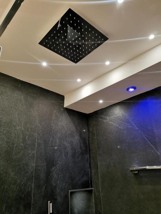 Pergolesi Apartment Milan