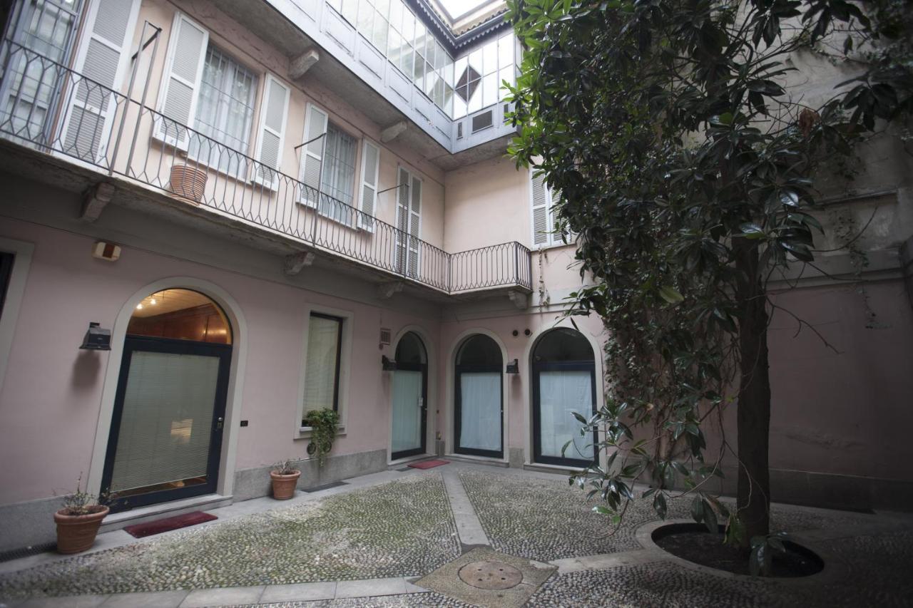 Apartment Dhomes - And Milan
