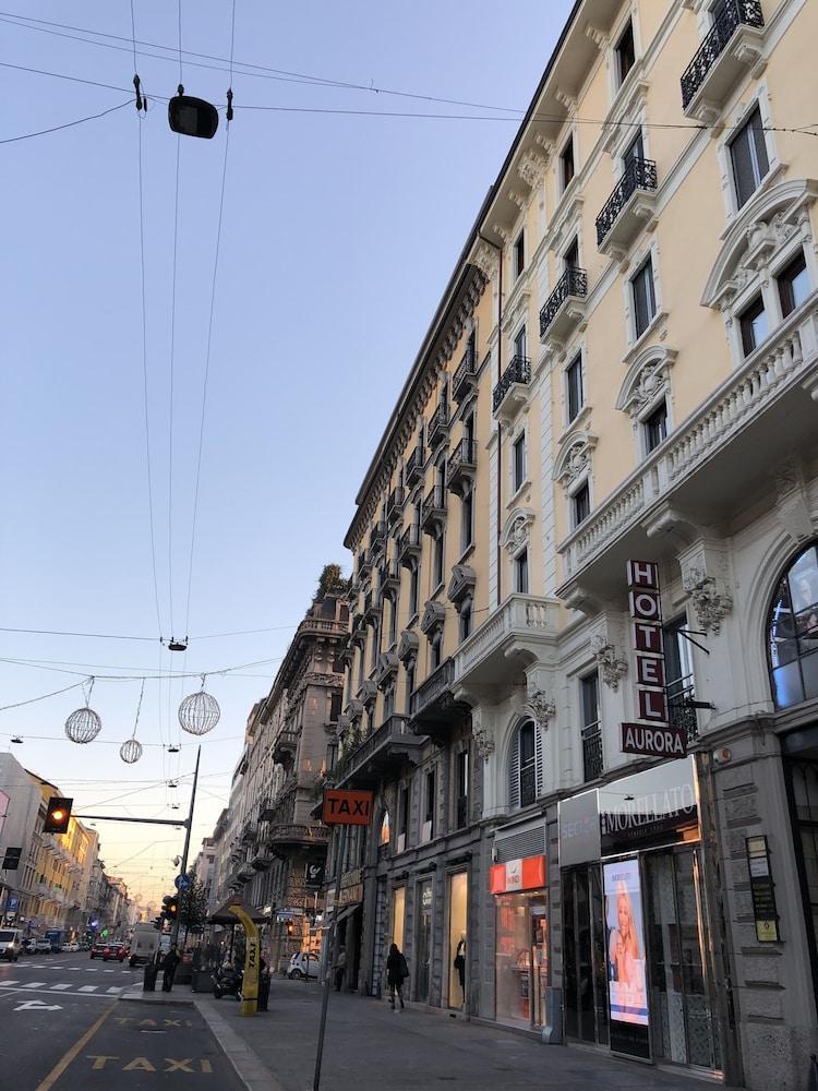 Aurora * Milan