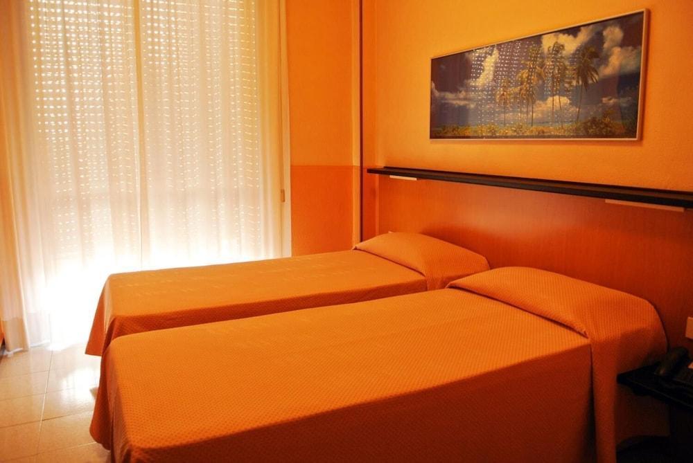 Giardino Hotel 3*