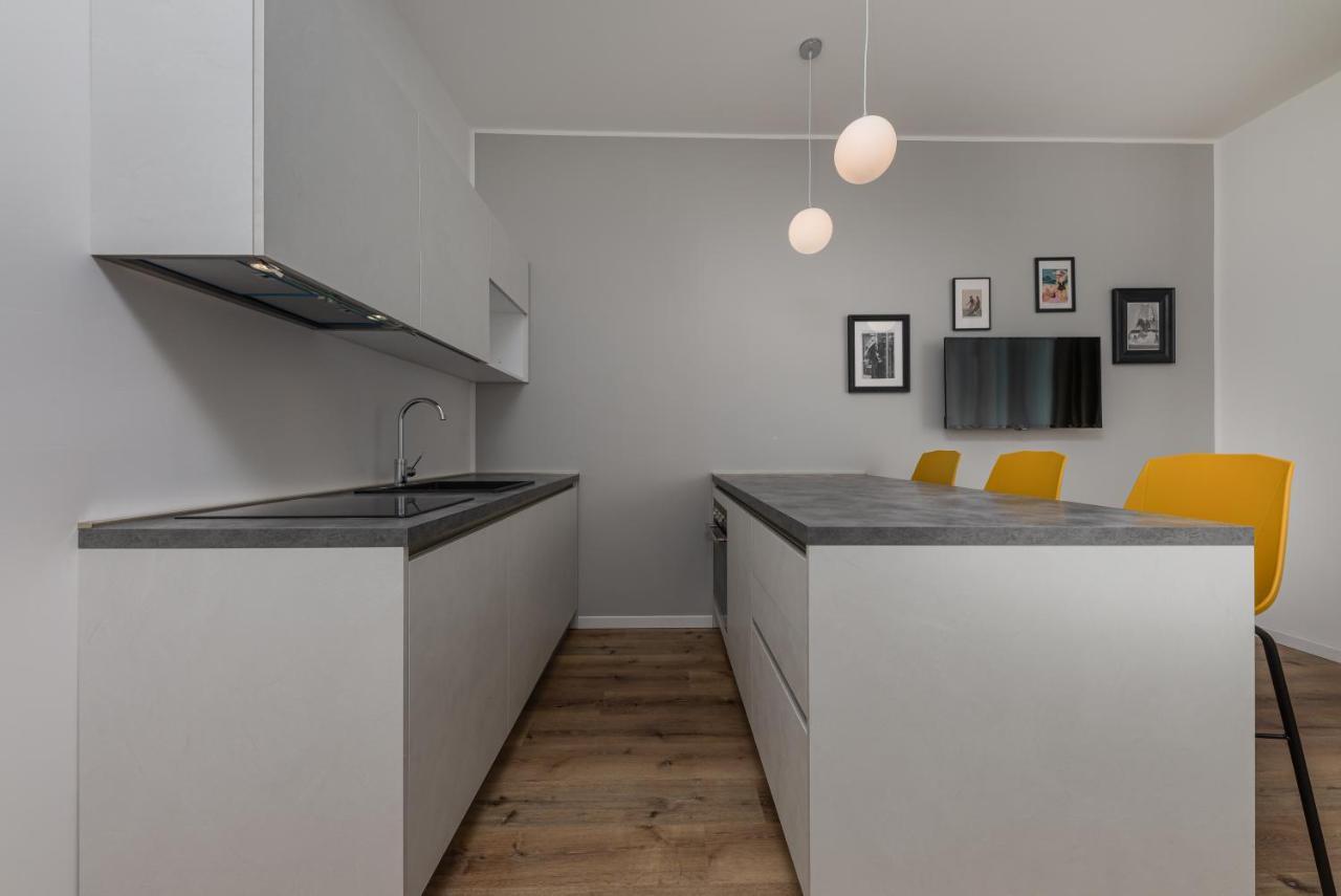 Apartment Casa Da Mirabello Milan