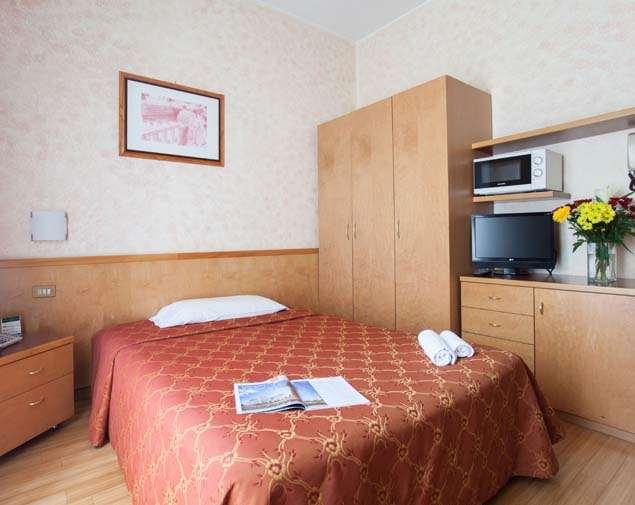 Ih Argonne Park 3* Milan