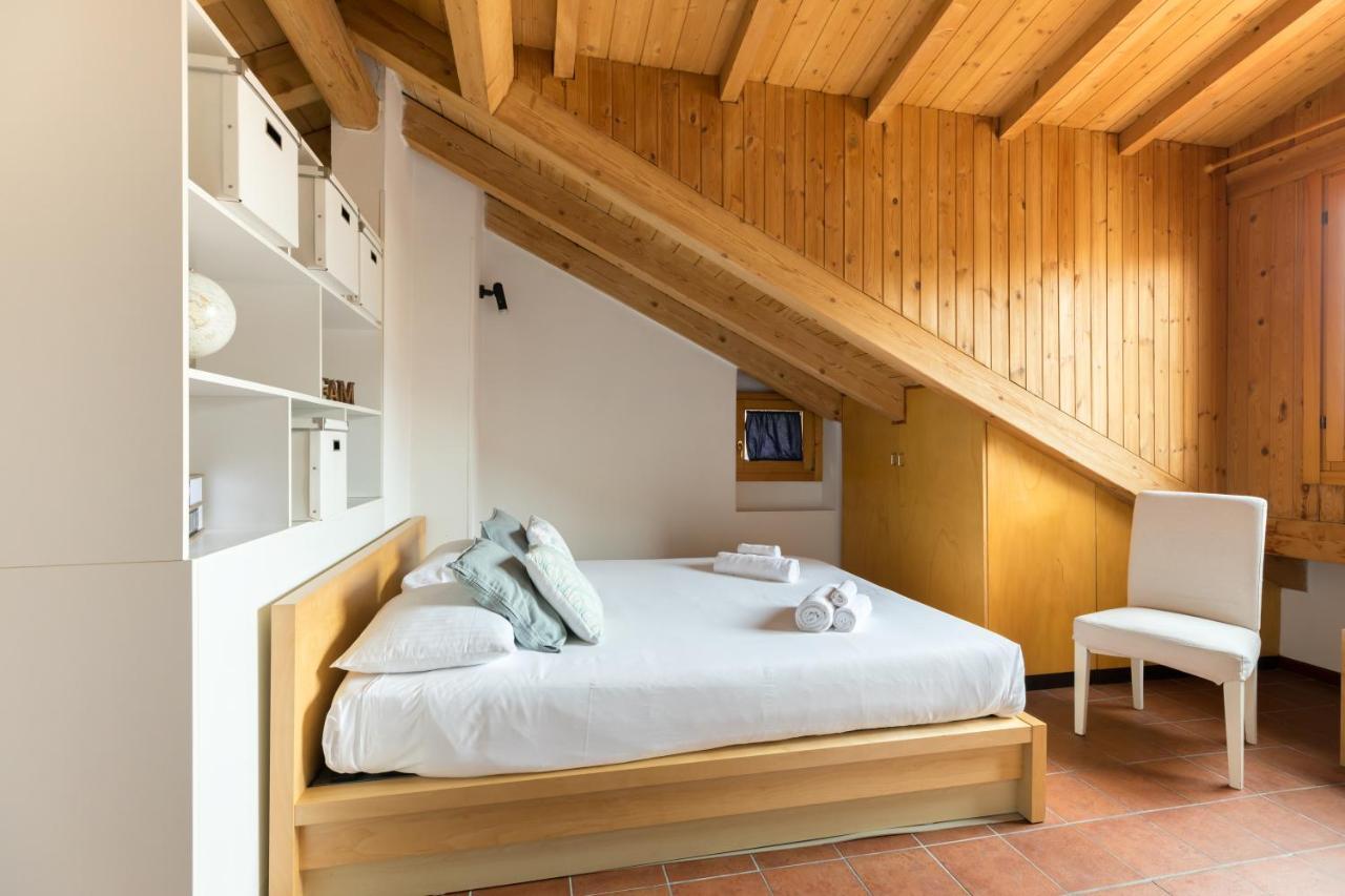 Mortara Apartment Milan