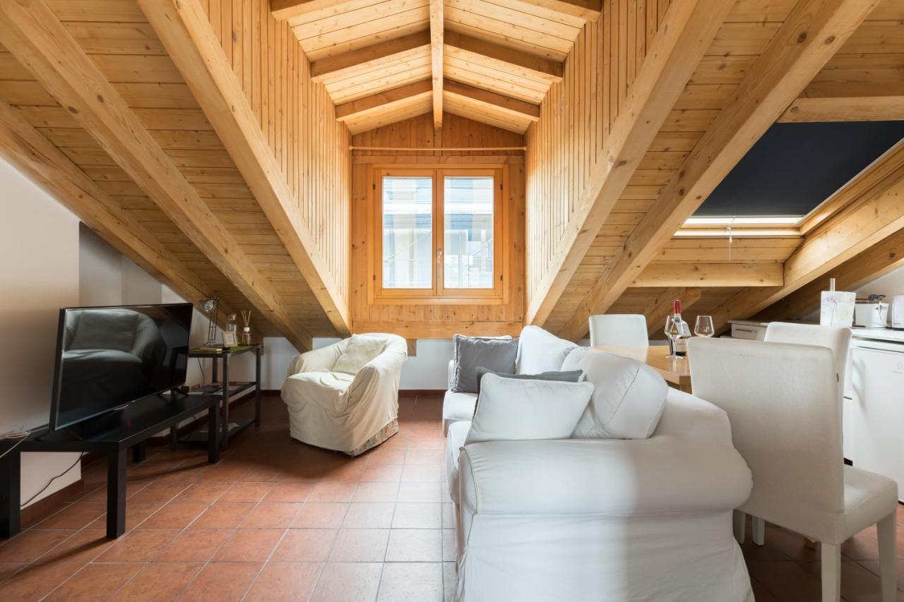 Mortara Apartment *