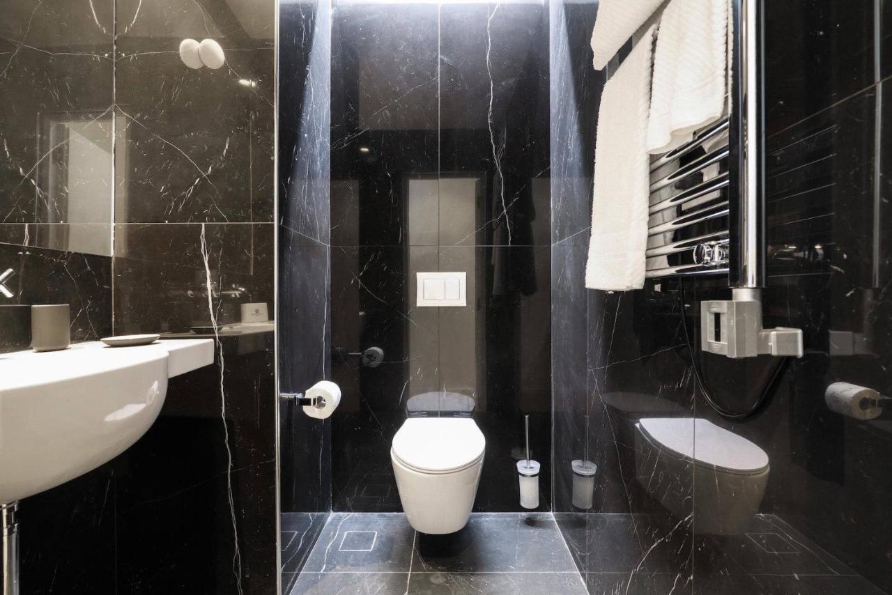 Appartamento Contempora - Turati 4 Bedrooms *