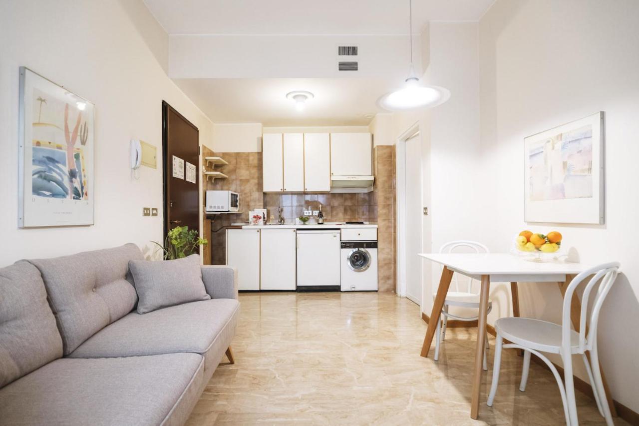 Contempora - Elvezia 8 - E24 *