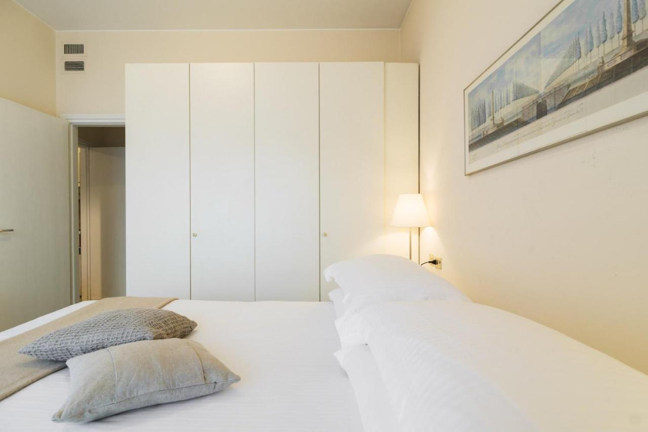 Contempora - Elvezia 8 - E24 * Milan