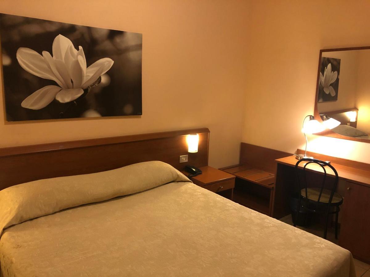 Paradiso Hotel