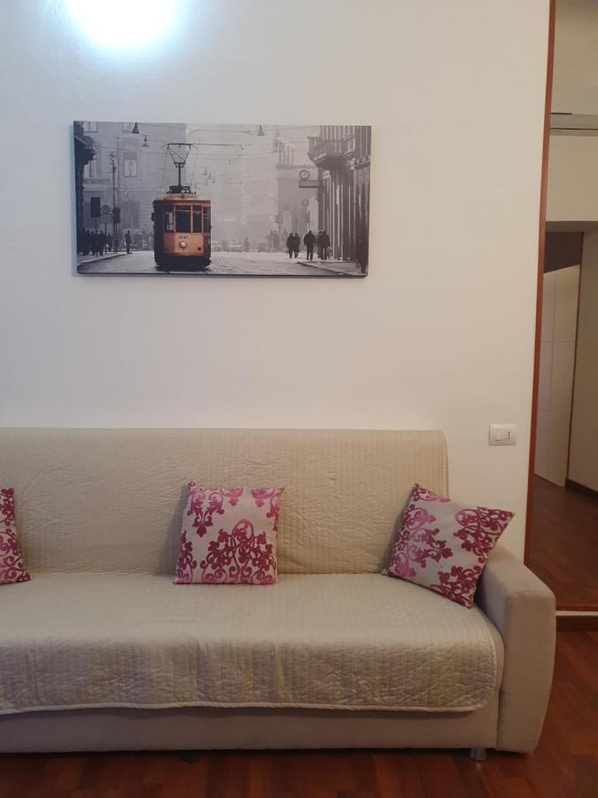 The Centre Junior - Free Parking Per Selected Rate And Car Keys Must At Garage - Zone Arco Della Pace - Castello Sforzesco -last Supper -nearest Metro Subway Greenline M2 Moscova *