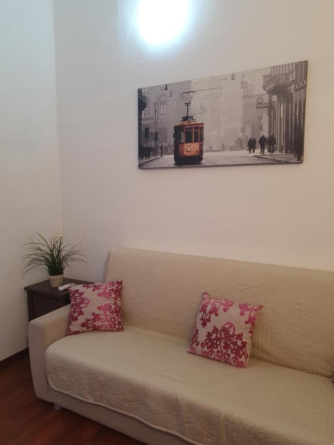 Apartment The Centre Junior - Free Parking Per Selected Rate And Car Keys Must At Garage - Zone Arco Della Pace - Castello Sforzesco -last Supper -nearest Metro Subway Greenline M2 Moscova *