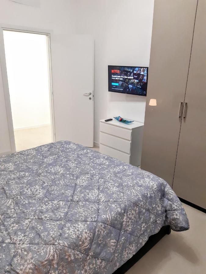 Rent 2 Apartment Milan