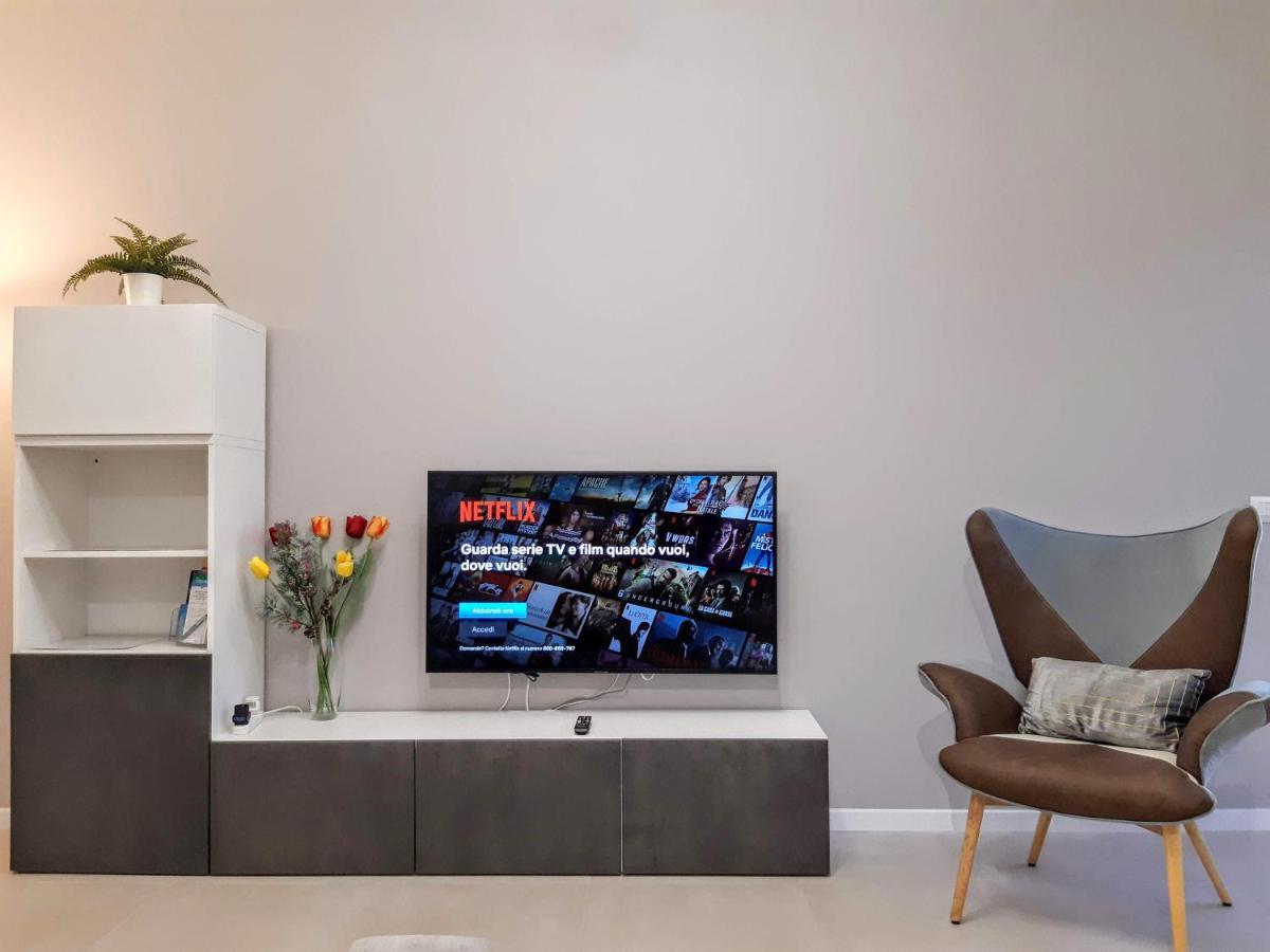 Rent 2 * Milan