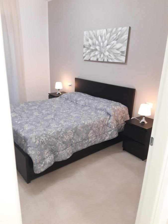 Rent 2 Apartment *