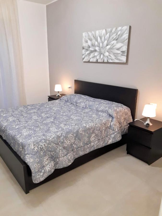 Rent 2 Milan