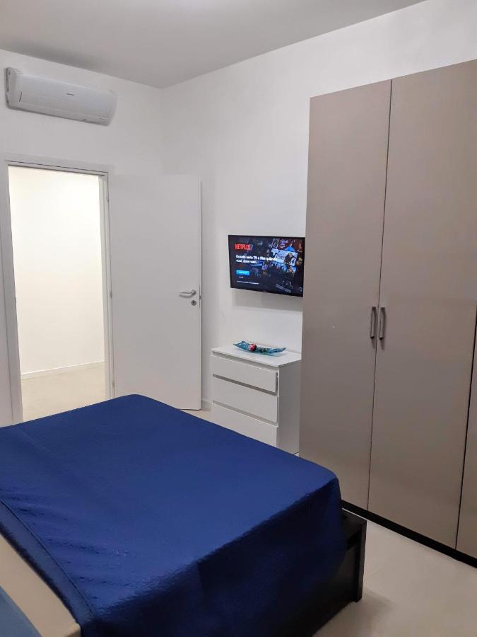 Rent 2 Apartment Milan