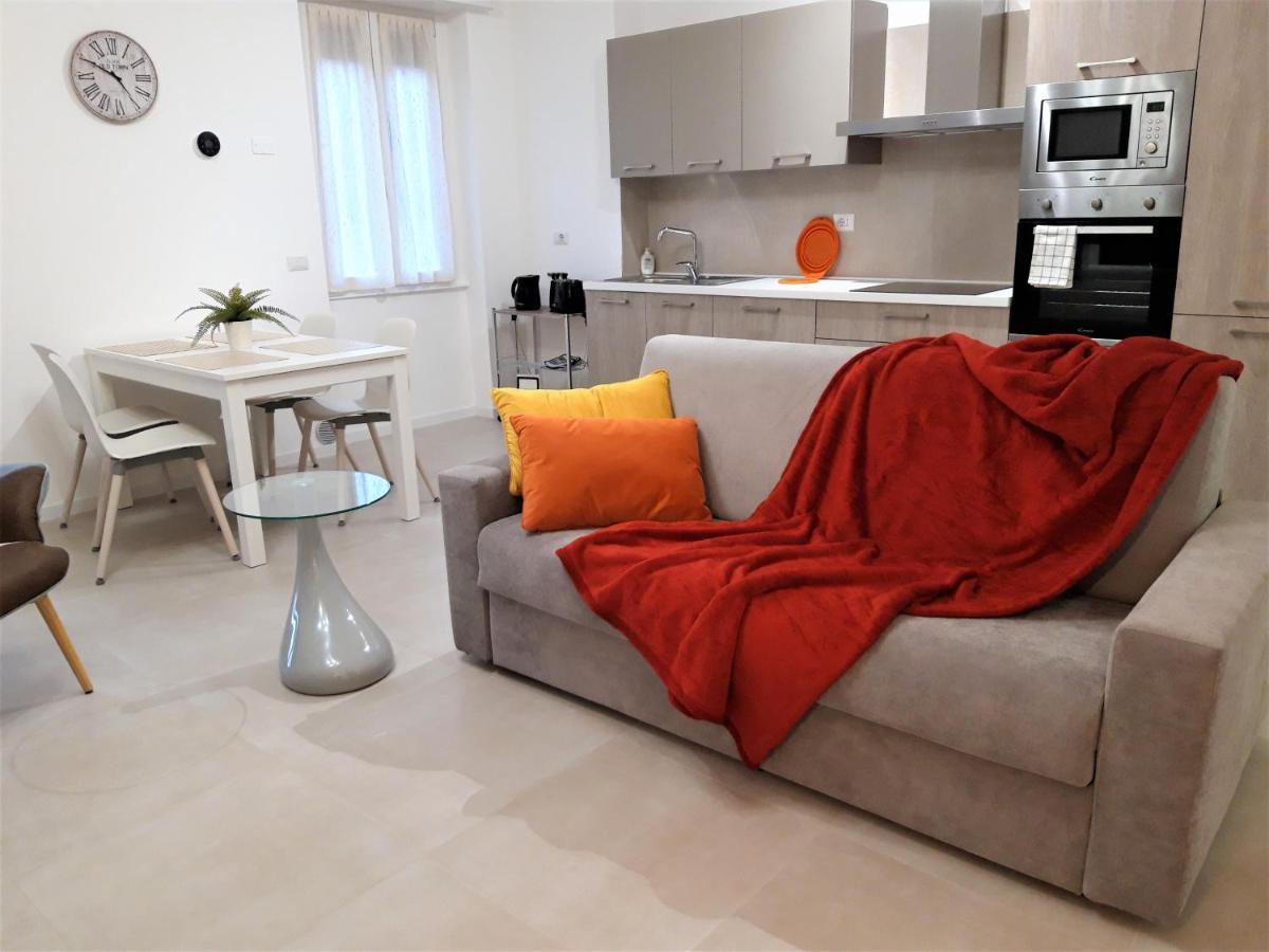 Rent 2 * Milan