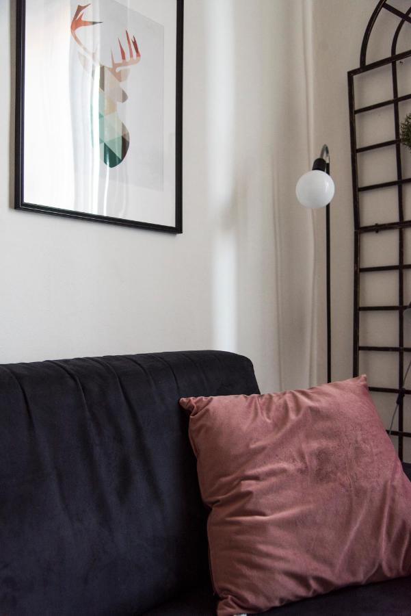 Youhosty - Correggio 12 Milan
