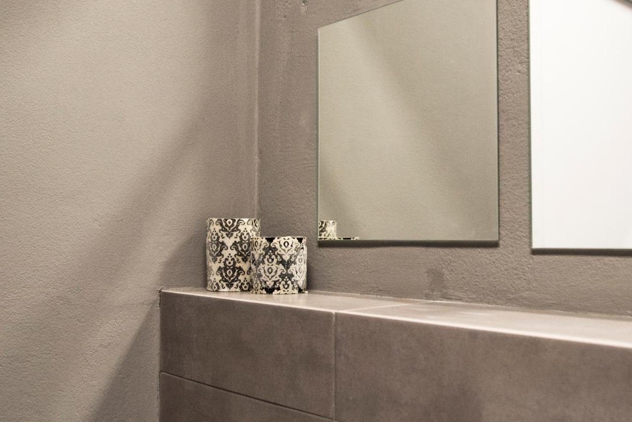 Youhosty - Correggio 12 Apartment *
